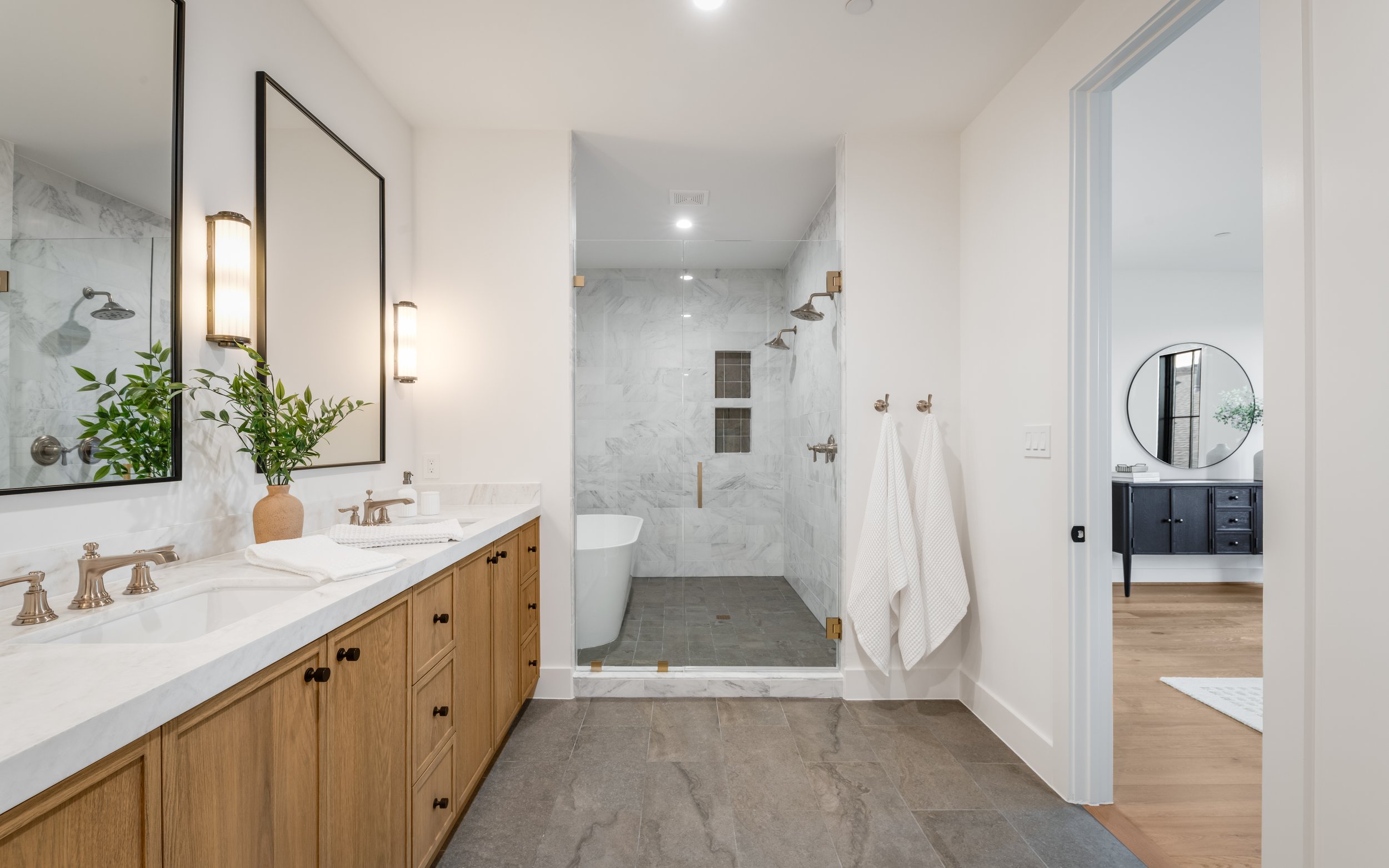 4114 Emerson Ave - Level Three